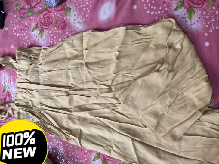 肉色休闲连体裤全新