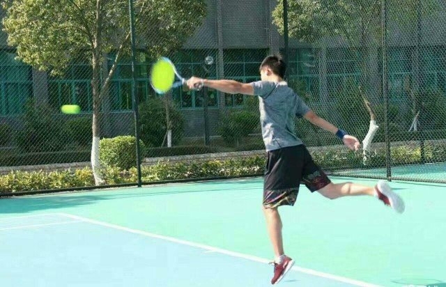 《增城网球培训》