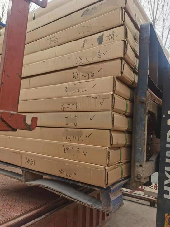 公司活动多买了一批乒乓球桌球台半价甩卖欢迎...