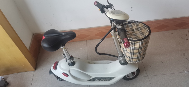 小型电动车，给钱就卖有需要来电153347...