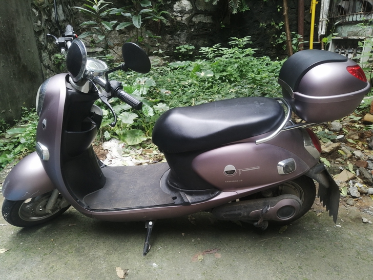新日电动车，60v20A，原装电池，去年8...