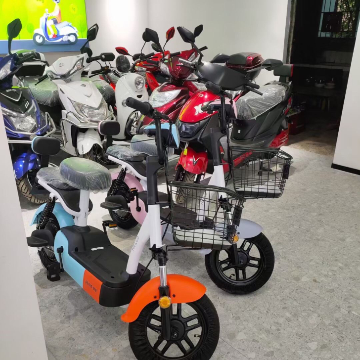 哈啰智能电动车全系标配6大科技功能1、手机...