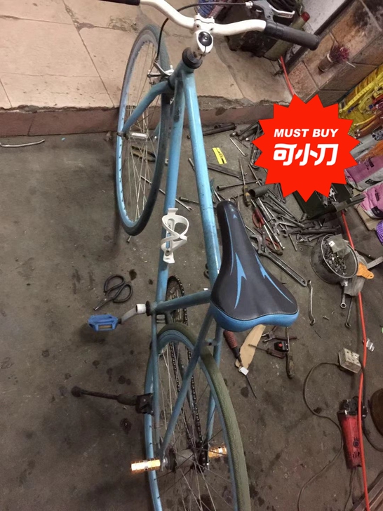 帮朋友出一台死飞,前后实胎。