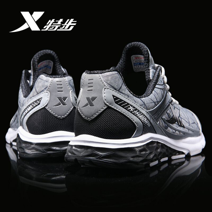 XTEP/特步 跑步鞋