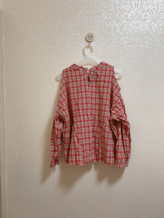 【100元3件】露肩圆领格子红色复古长袖娃...