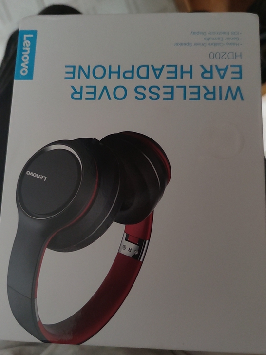 联想耳机，买来后很少用，闲置出掉，可自取