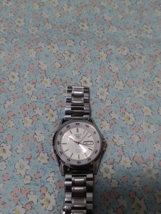 精工5号机械表，正在使用中，时间还算精准，...