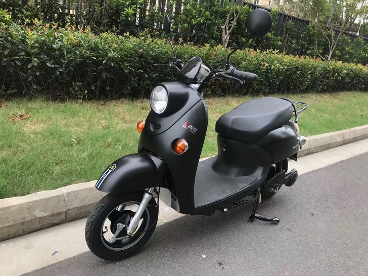 小龟电动车转让，60伏刚买几天，车子如图，...