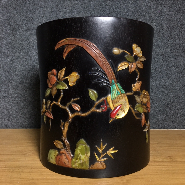 紫檀百宝镶嵌笔筒，高17厘米，口径16厘米...