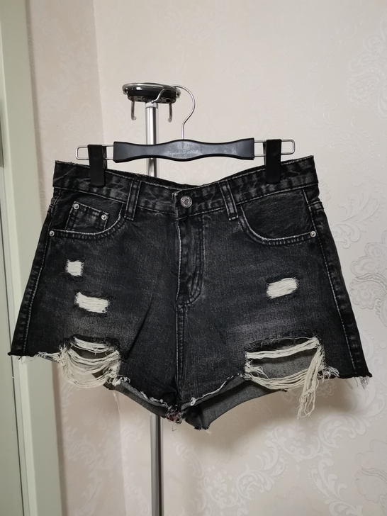 韩版牛仔短裤 L码  适合110斤以内穿 ...
