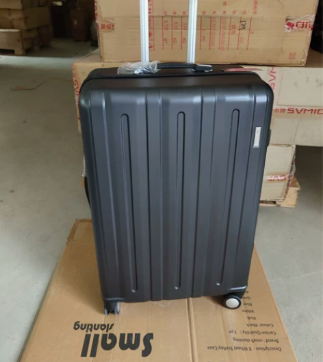 爱华仕品牌拉链款行李箱28寸行李箱大容量原...