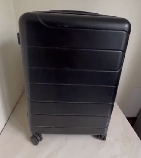 不莱玫行李箱24寸小云黑色拉杆箱 使用过，...