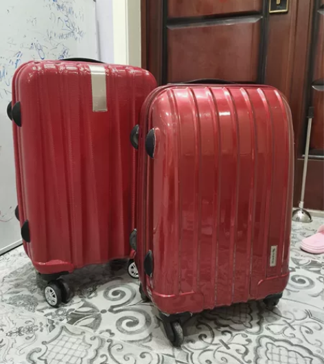 汉客拉20 22寸杆箱 买来结婚用的 几乎...