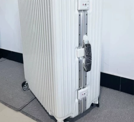 【001】网银严选 铝框pc 旅行箱行李箱...