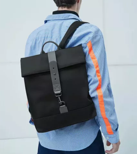 商务休闲男士双肩包9.5新  网易严选品牌...
