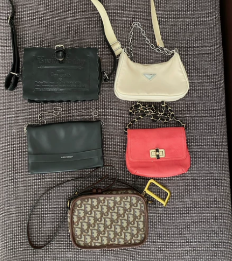 包包合集，斜挎包链条包背包书包各种款式都有...