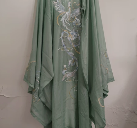 闲置汉服,都没怎么穿过 第一套,如梦霓裳的...