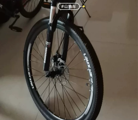 山地自行车，26寸21速 朋友的买了几个月...