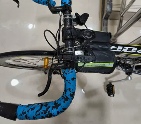 初三时买的自行车，之前三千多买的，一直放家...