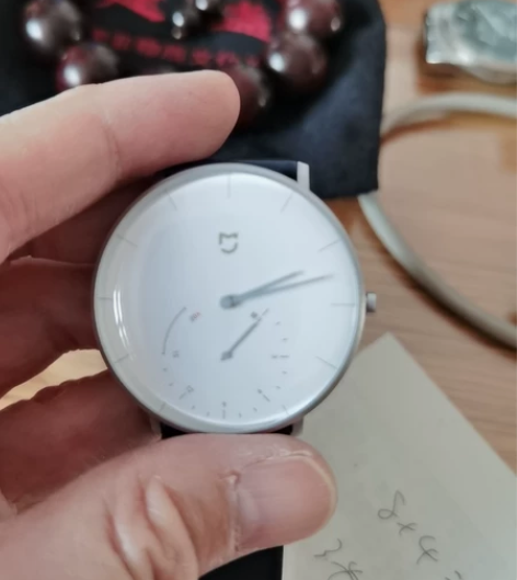 小米手表 电子表 新旧如图 售出不退 可以...