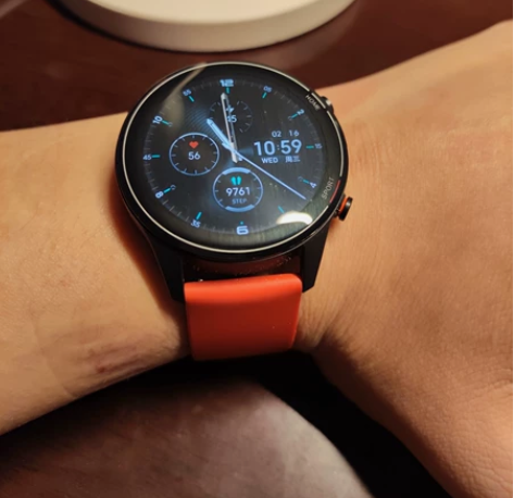 小米手表color运动版 屏幕有轻微磕碰，...