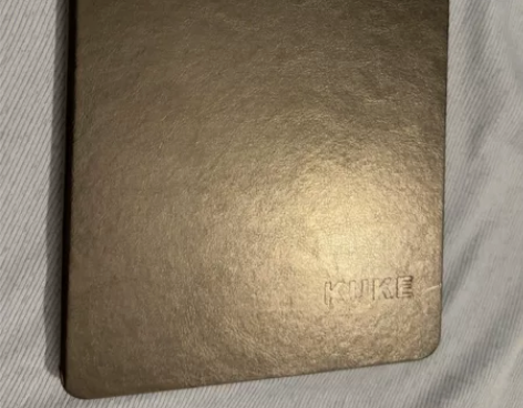 几乎全新的苹果iPad低价出售 感兴趣的话...