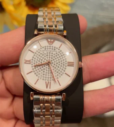 阿玛尼满天星女士手表 别问，问就是仿的但是...