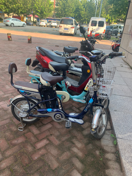 爱玛电动车 锂电车 二手锂电车 出售 锂电...