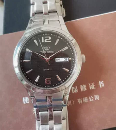天王石英手表，男款，走时准，外表新 感兴趣...