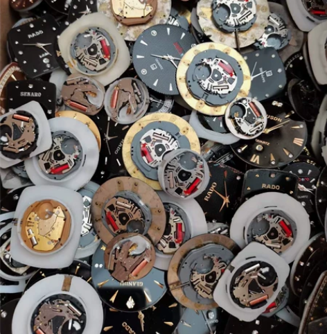 拆表二手石英机芯，不会生锈，不泡水，拆钨钢...