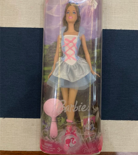 Barbie 芭比娃娃 真假公主 爱丽嘉 ...