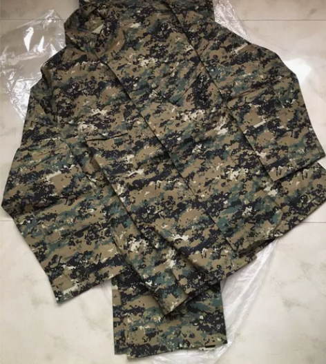 美军数码丛林迷彩服套装（带陆战队刺绣）S码...