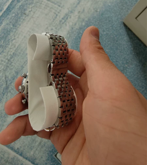 罗宾尼手表,206出,原价1050,诚意的...