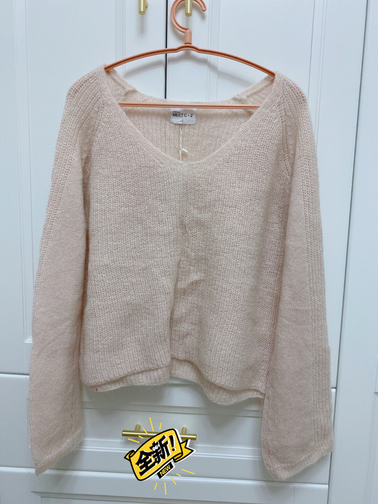 镂空套头针织衫 非常柔美的藕粉色，全新未穿过