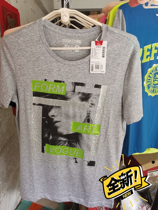 男士短袖t恤特步全新短袖正品s码一件28元