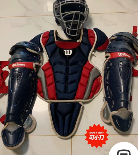 威尔逊成人硬式棒球捕手护具，腿甲17寸。身...