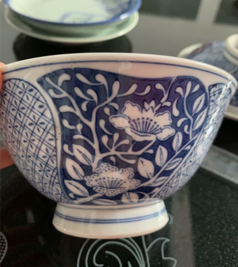 日本回流瓷器,青花老盖碗,开窗漂亮。口径1...