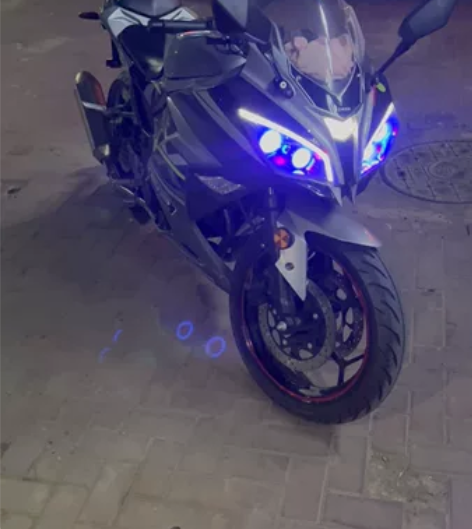 地平线 准新车 谁买落谁名 大力神双缸250