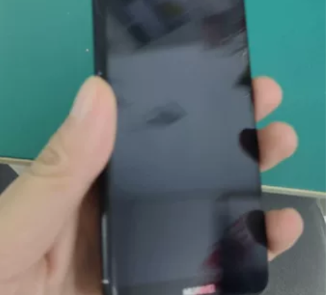 华为畅享7s屏幕好主板不开机 感兴趣的话点...