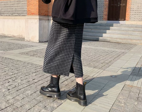 开叉毛呢半身裙女高腰新款中长款包臀裙显瘦一...