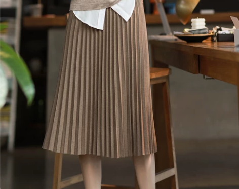 压褶百褶裙半裙咖色通勤秋季抗皱保形，腰围7...