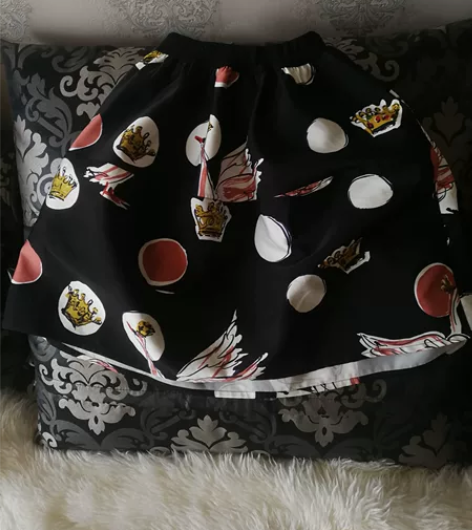 CCDD品牌半身裙花苞裙非常好看的一款裙子...