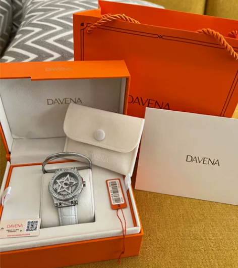 DAVENA蒂玮娜五芒星手表礼盒 别人送的...