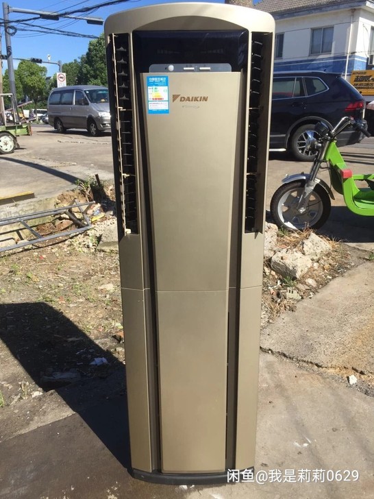 9成新精品大金三匹柜机空调 别墅里拆下来的...
