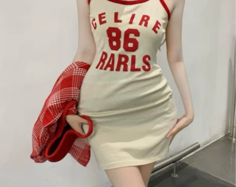 运动风吊带连衣裙女夏季纯欲辣妹性感包臀裙别...