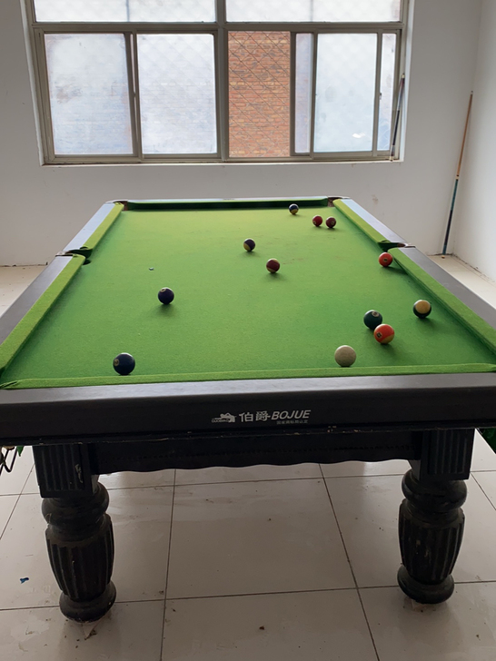 台球桌2800买的   玩够了  1400...