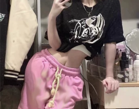 设计感字母短裤女夏季新款粉色高腰直筒五分裤...