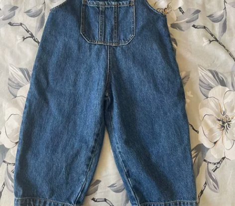 全新120码小屁股家背带牛仔裤！男女都可以...