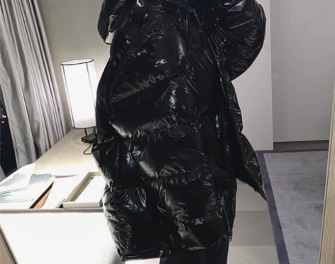 ?阿茶与阿古亮面黑可脱卸袖子羽绒服男潮牌新...