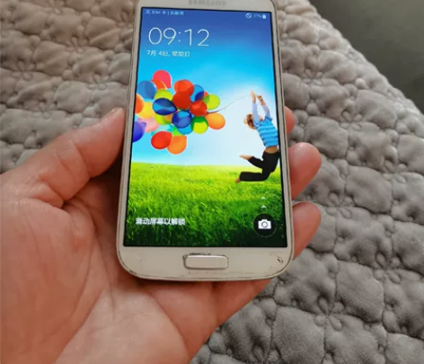 三星galaxys4手机，三星经典机子，当...